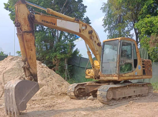 东莞企石挖掘机培训，挖掘机培训实践操作。
