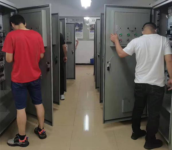 东莞厚街电工培训，电工证怎么考，考电工证多少钱，电工好就业吗