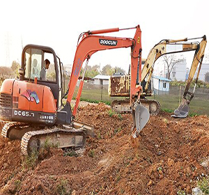 广州挖掘机培训新手学挖掘机的技巧
