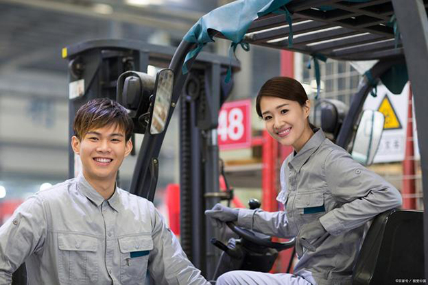 东莞凤岗考叉车证哪里有报名？